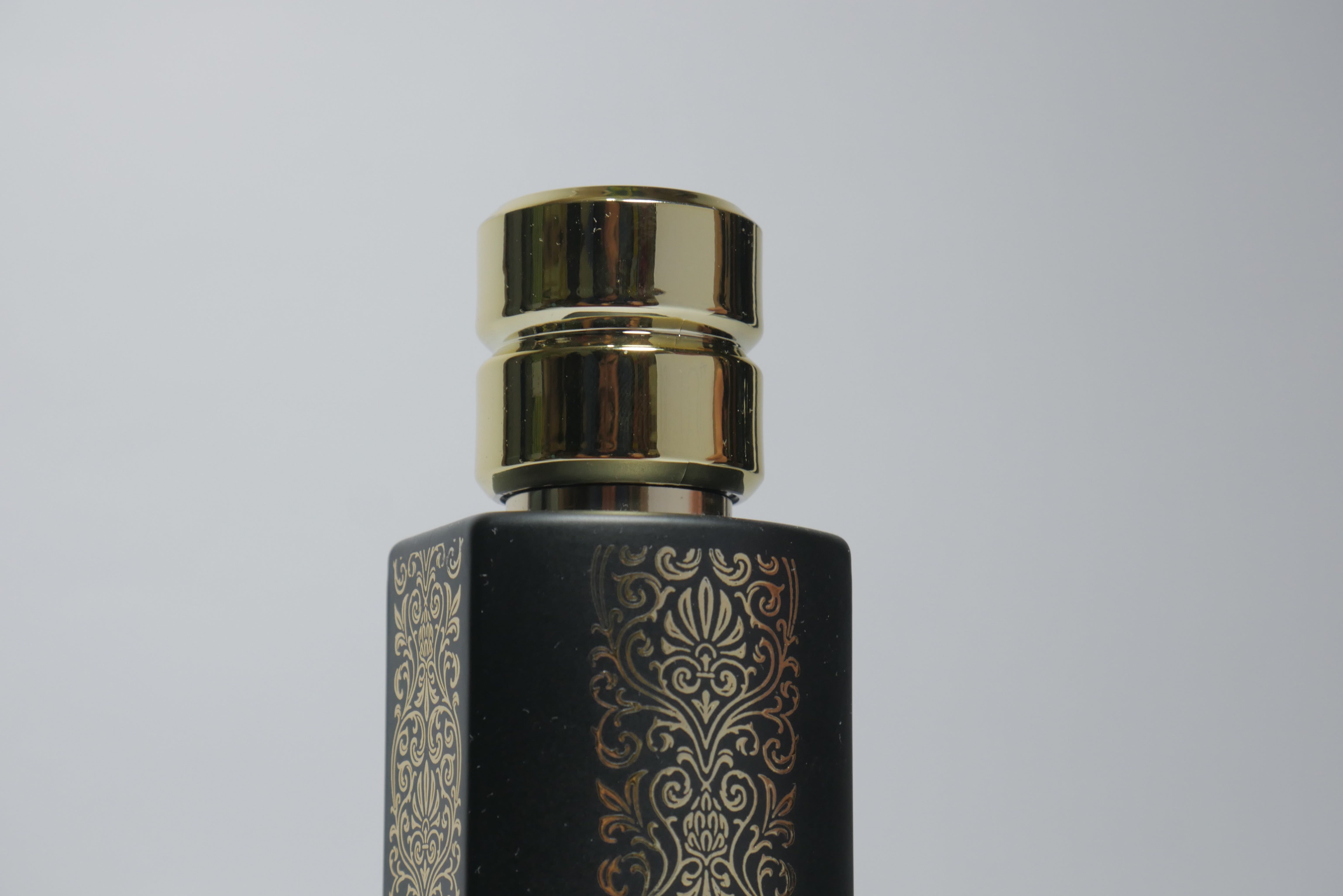 Magic oud perfume online price